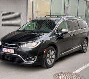 2017 CHRYSLER PACIFICA HYBRID  EUR32.900